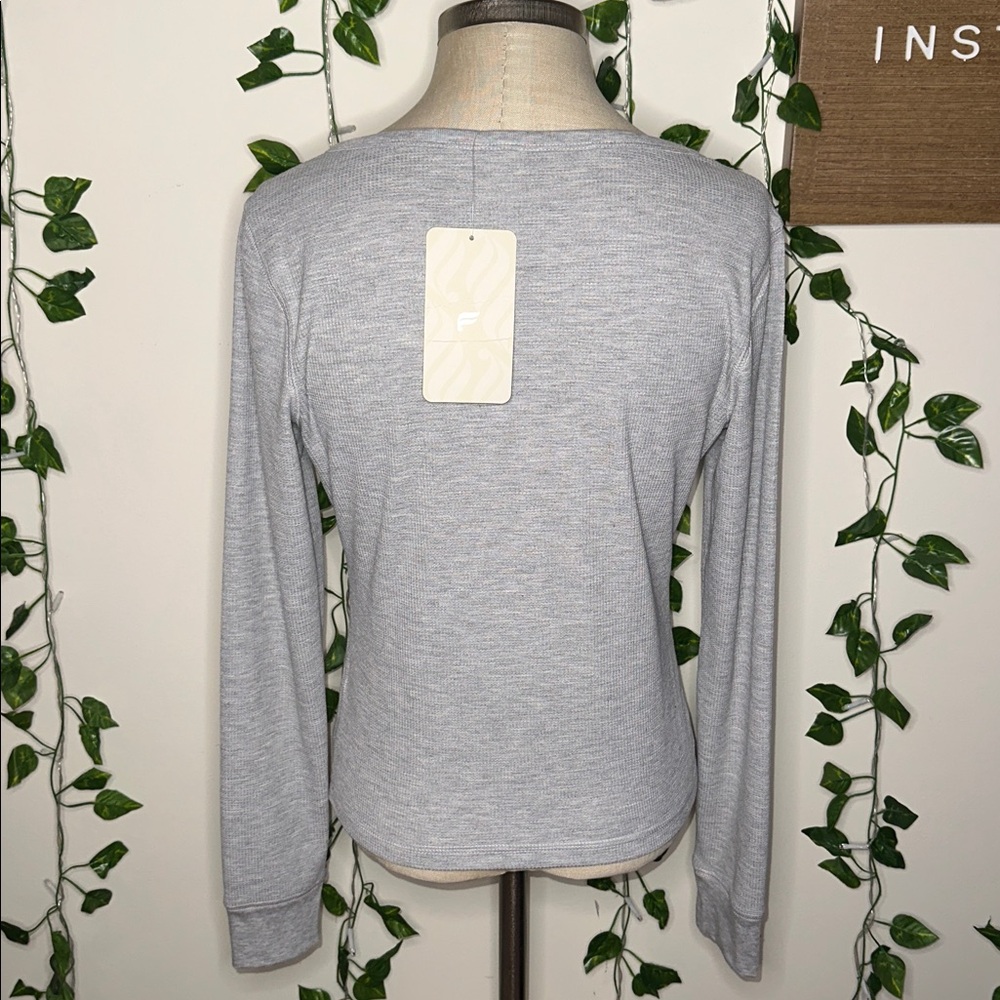Fabletics Waffle Longsleeve Henley Gray NWT - Picture 3 of 7